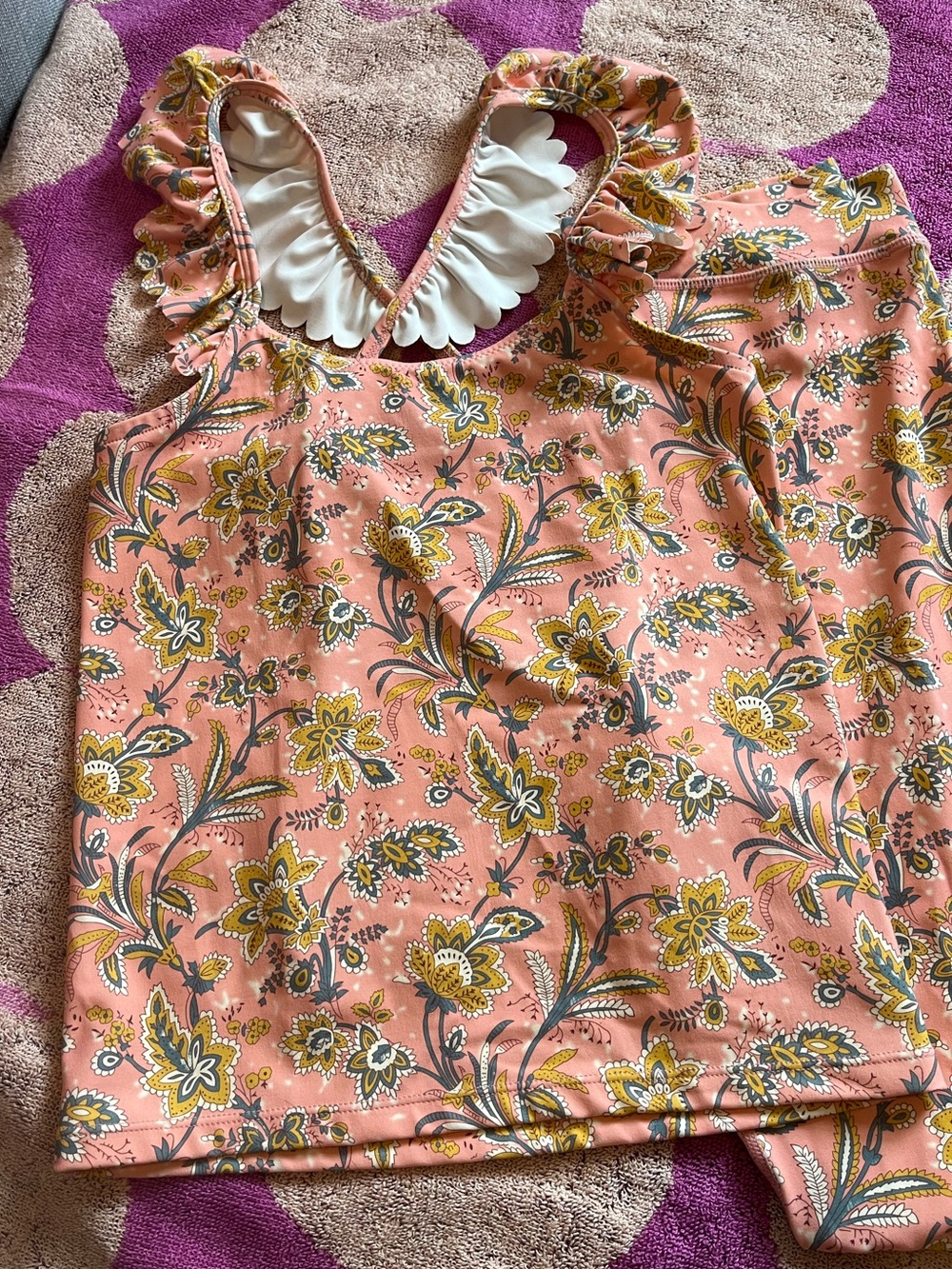 Like New Louise Misha Paris Tamarias Yoga Top & Duania Leggings in Pink Riviera - Picture 5 of 14